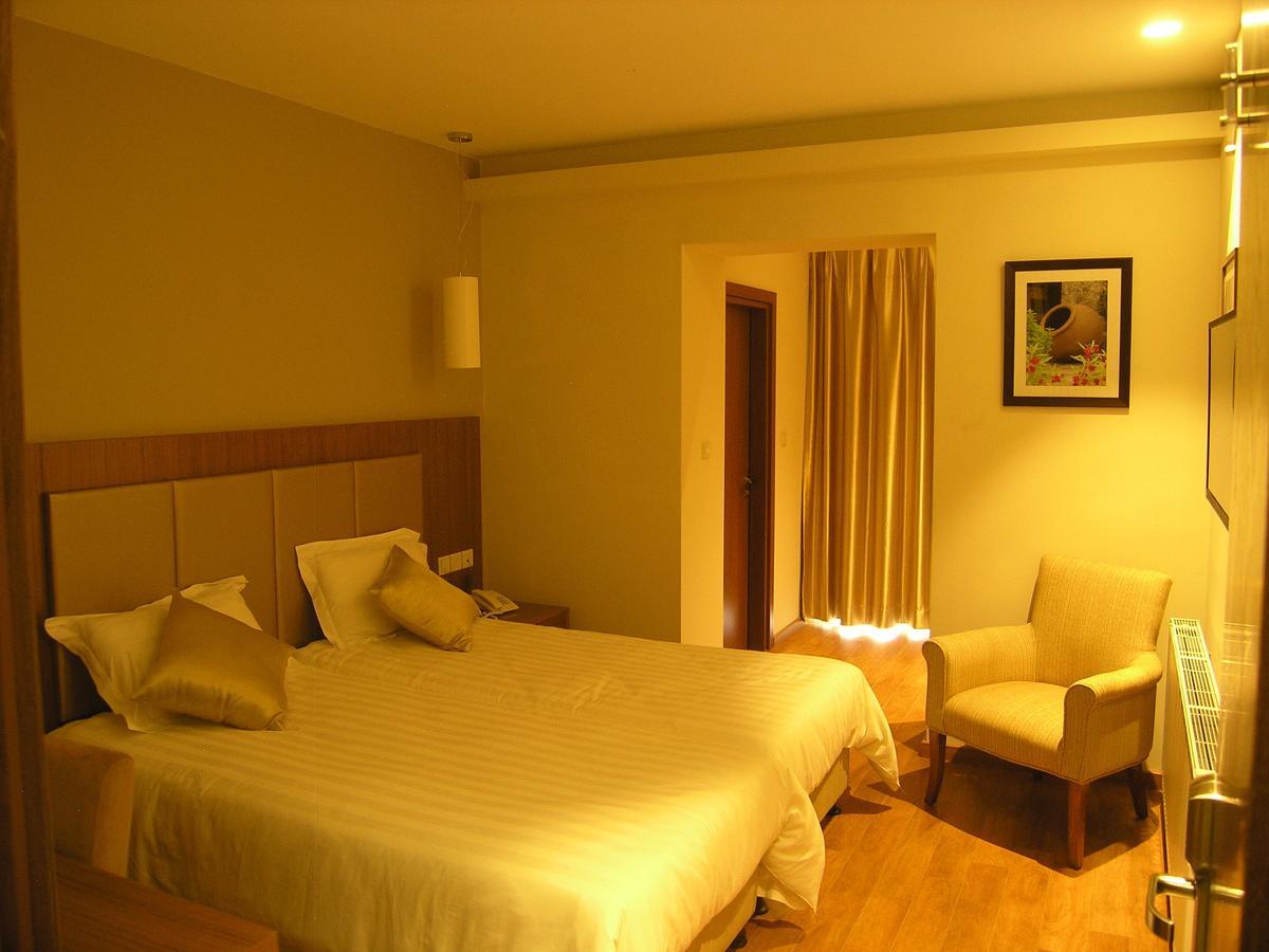 Livadia Hotel Kyperounta Номер фото